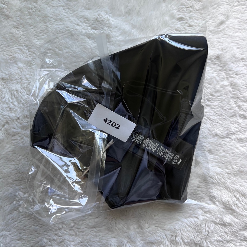 SKIMS Wireless Form T-Shirt Bra Onyx Black BR-WRL-1889 Womens Size 36DD New - Picture 10 of 10